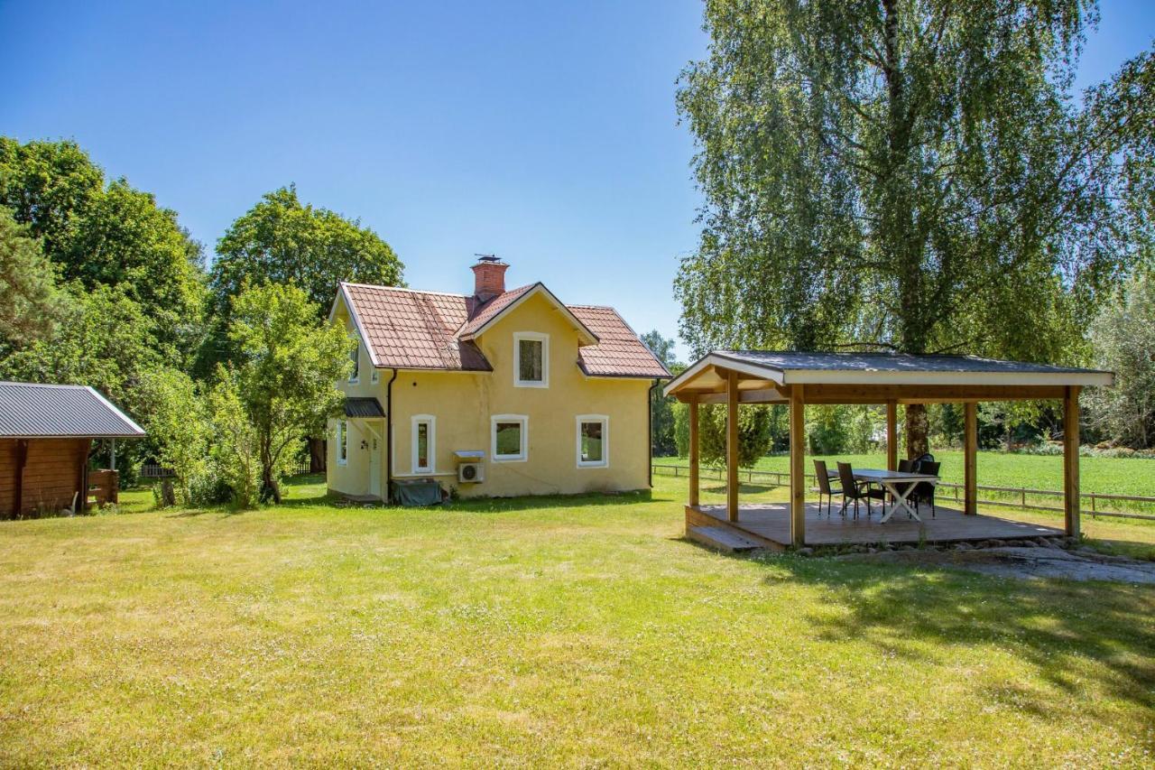 Welcome To Vimmerby Where You Live Close To Nature In A Quiet Environment But Still Close To Astrid Lindgren'S World Villa Exterior foto